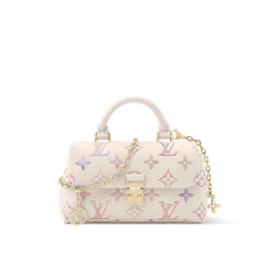 NANO MADELEINE 手袋